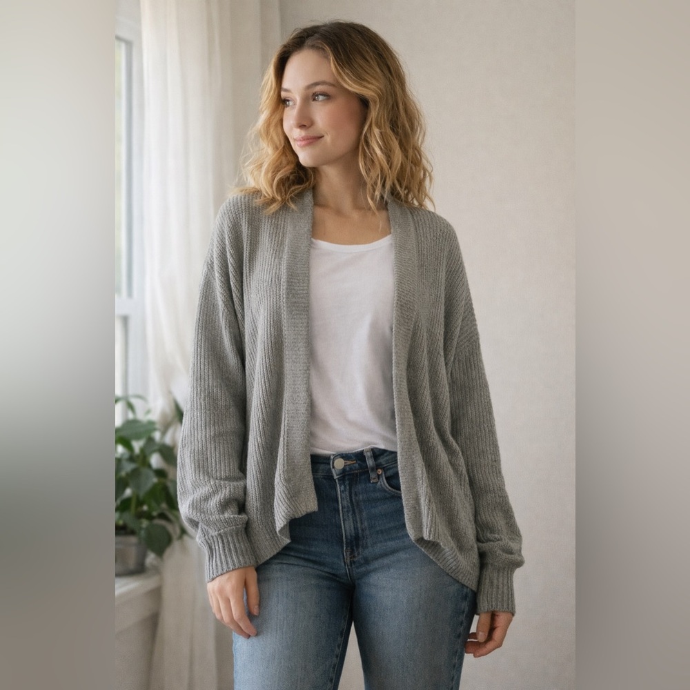 Dex Women's Light Gray Open-Front Cardigan